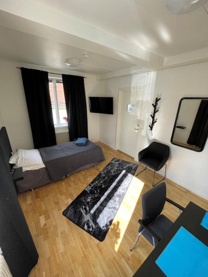 Dentas Hotell Raivi Hoting エクステリア 写真