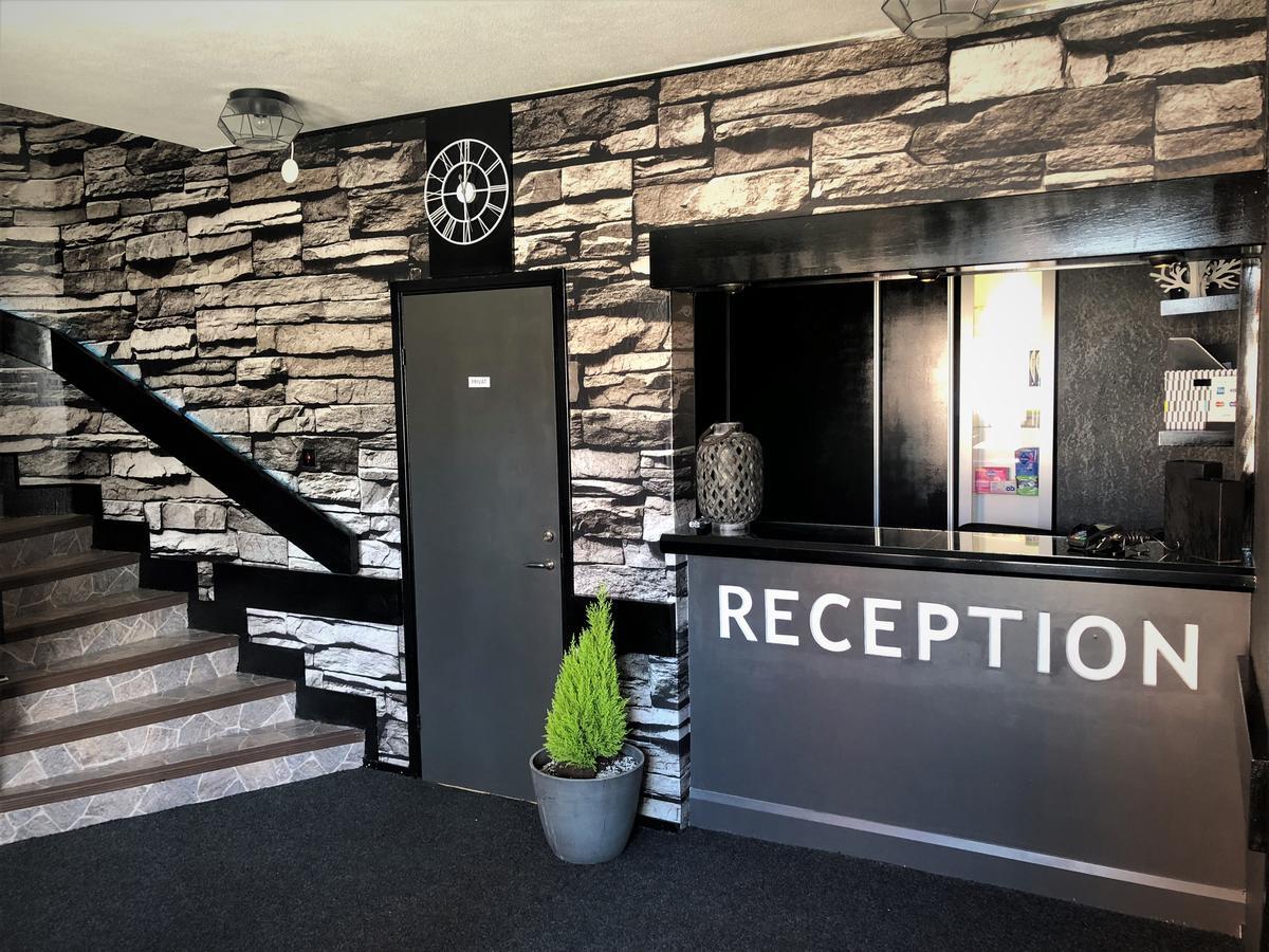 Dentas Hotell Raivi Hoting エクステリア 写真